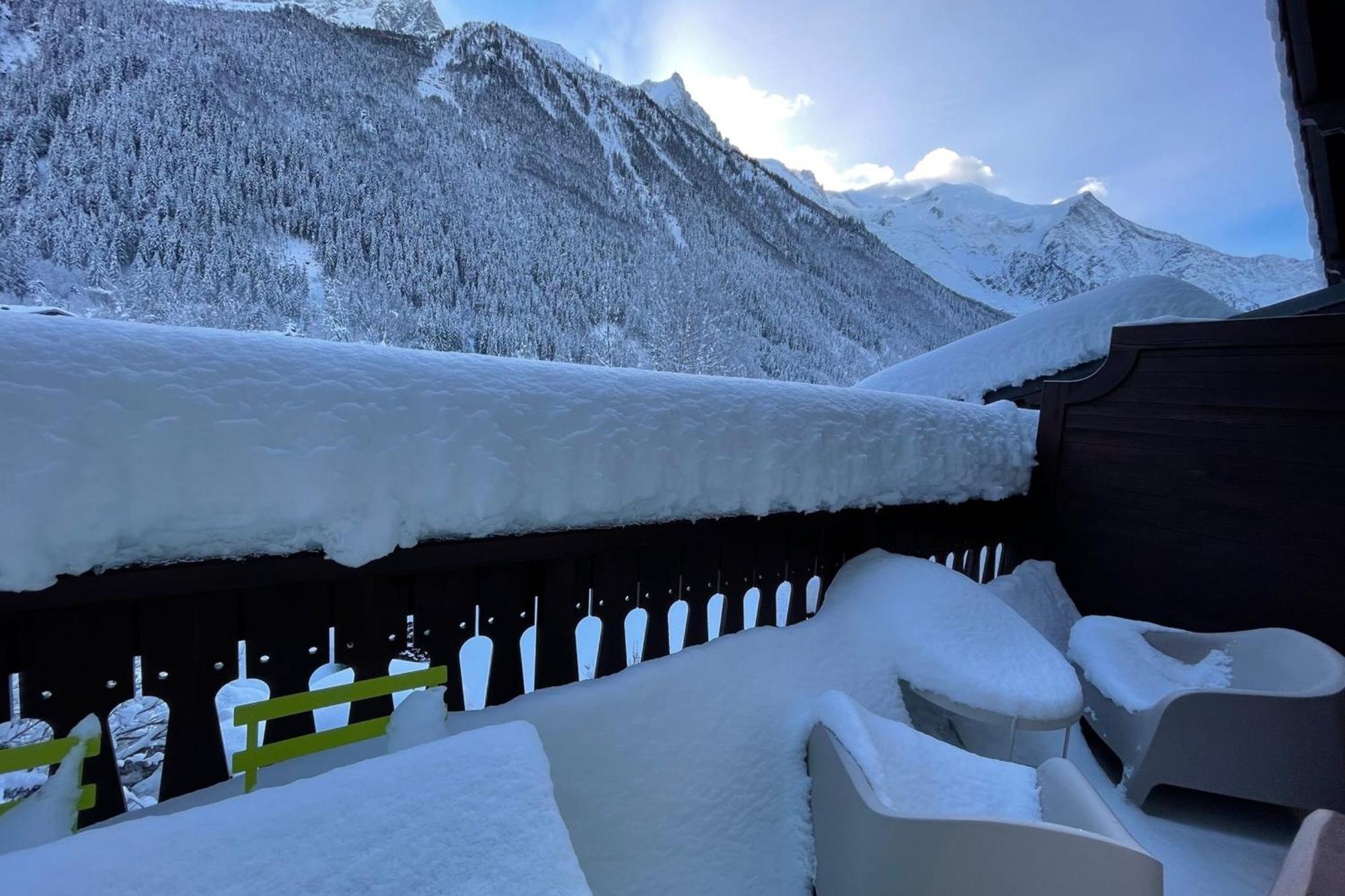 Mont Blanc View Apt In The Heart Of Chamonix Esterno foto